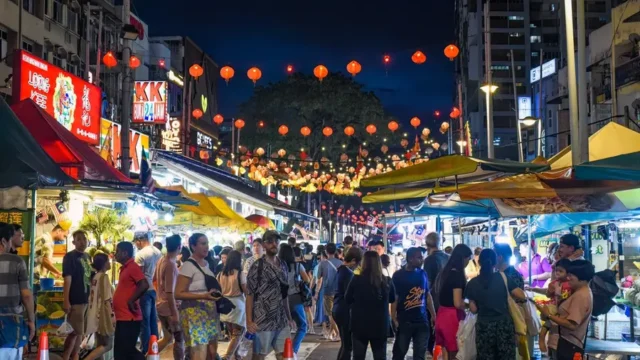 Food-Street-Malaysia-5.webp